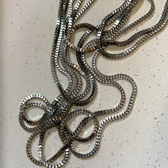 Six Strand Vintage Necklace. - Picture 8 of 8